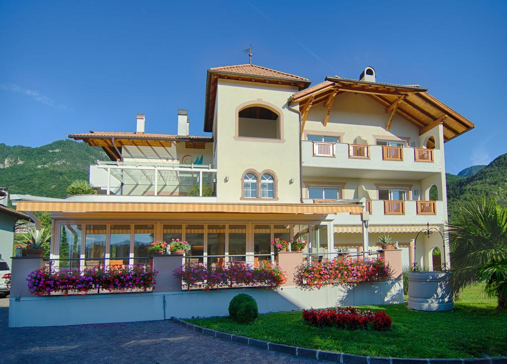 Garni Hotel Peterlinhof Caldaro Ngoại thất bức ảnh